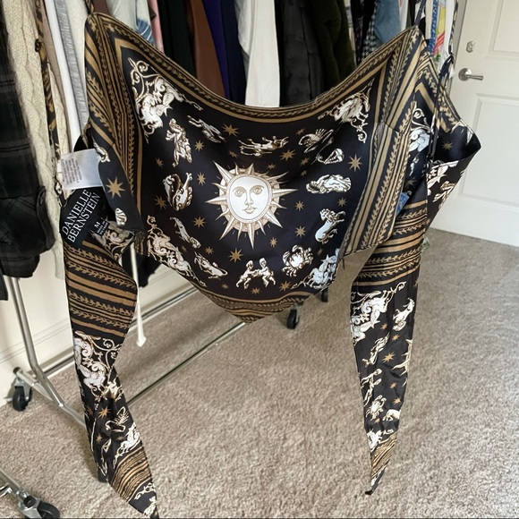🛍 SALE WWW Danielle Bernstein Astro Scarf Top - Picture 5 of 6